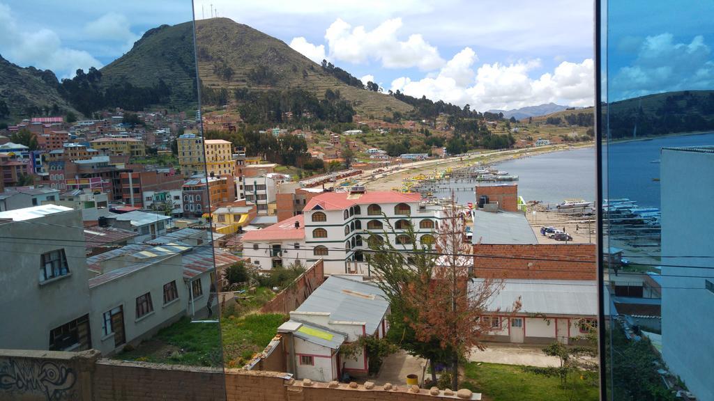 Estrella Del Lago Otel Copacabana  Dış mekan fotoğraf