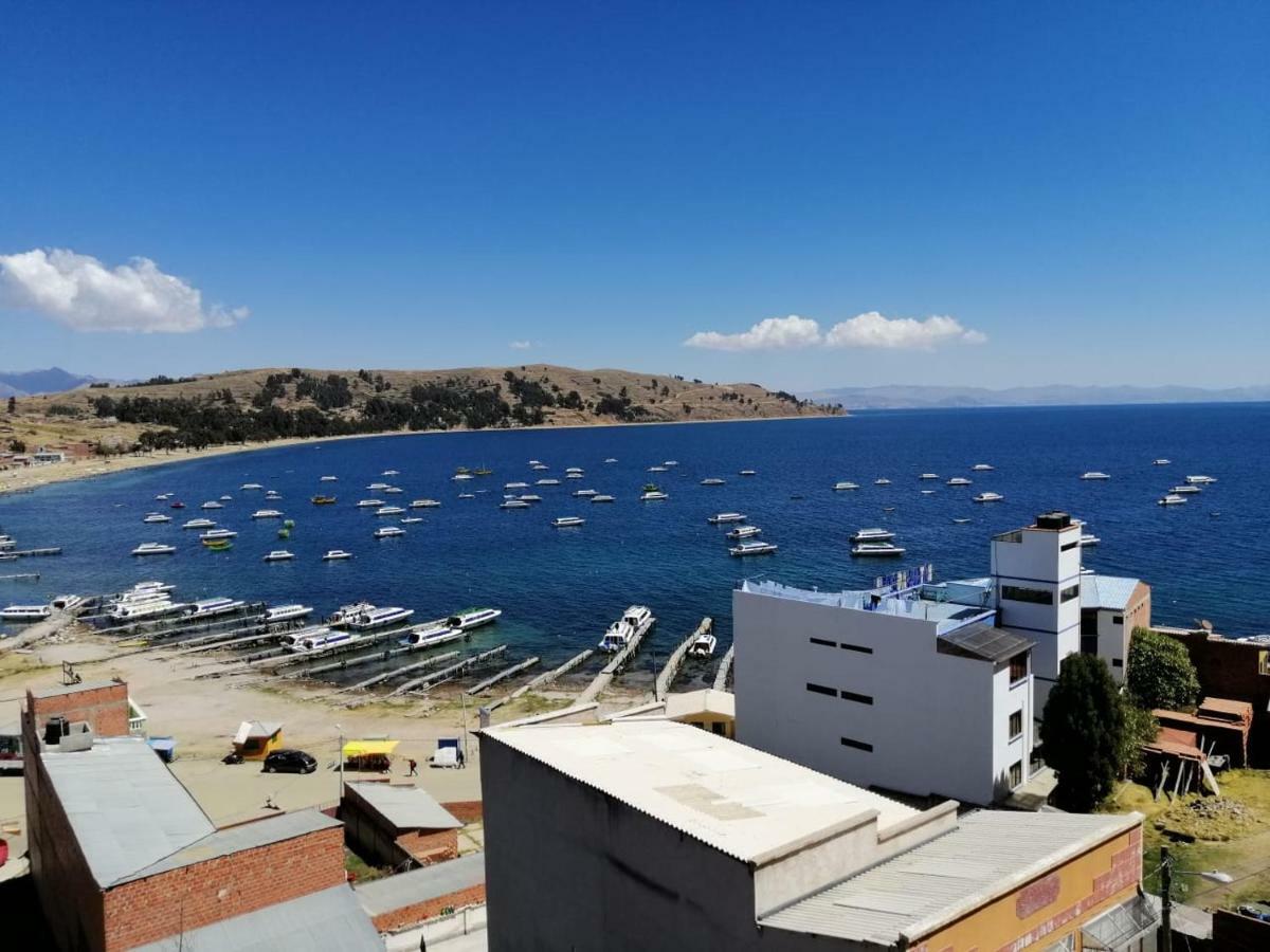Estrella Del Lago Otel Copacabana  Dış mekan fotoğraf