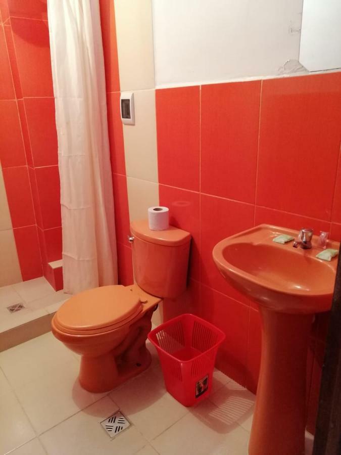 Estrella Del Lago Otel Copacabana  Dış mekan fotoğraf